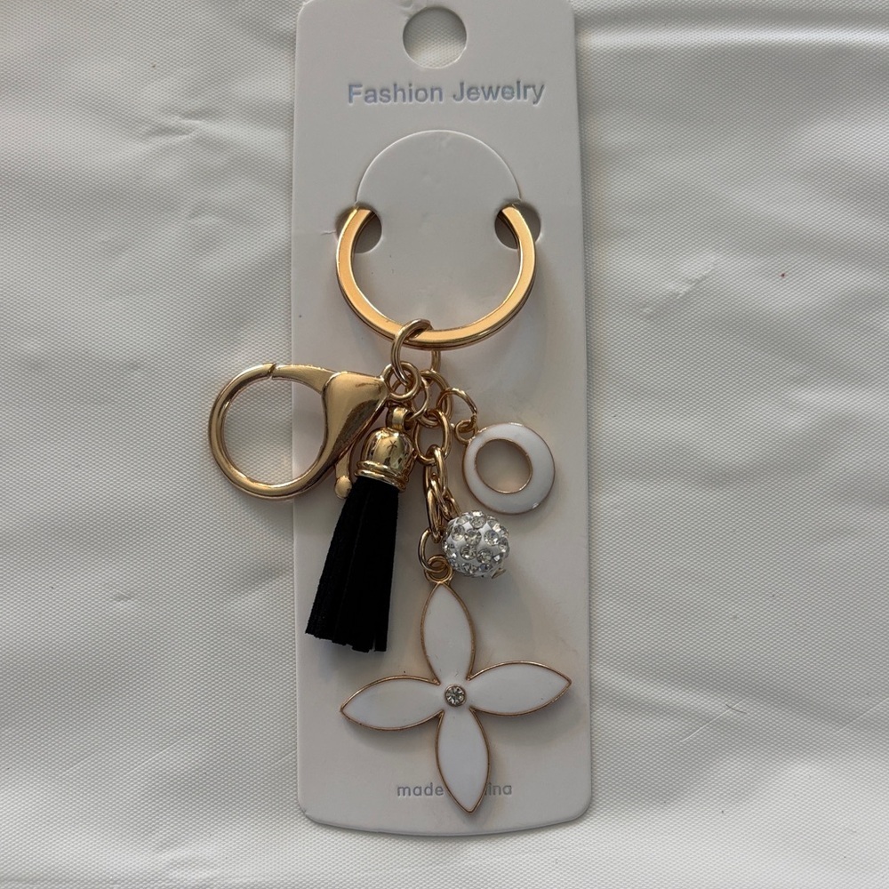 Fashion Jewelry Gold and Black Floral Keychain/Bag Charm